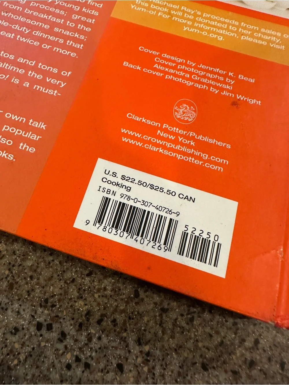 Rachael Ray Yum-O! The Family Cookbook - Orange Cover